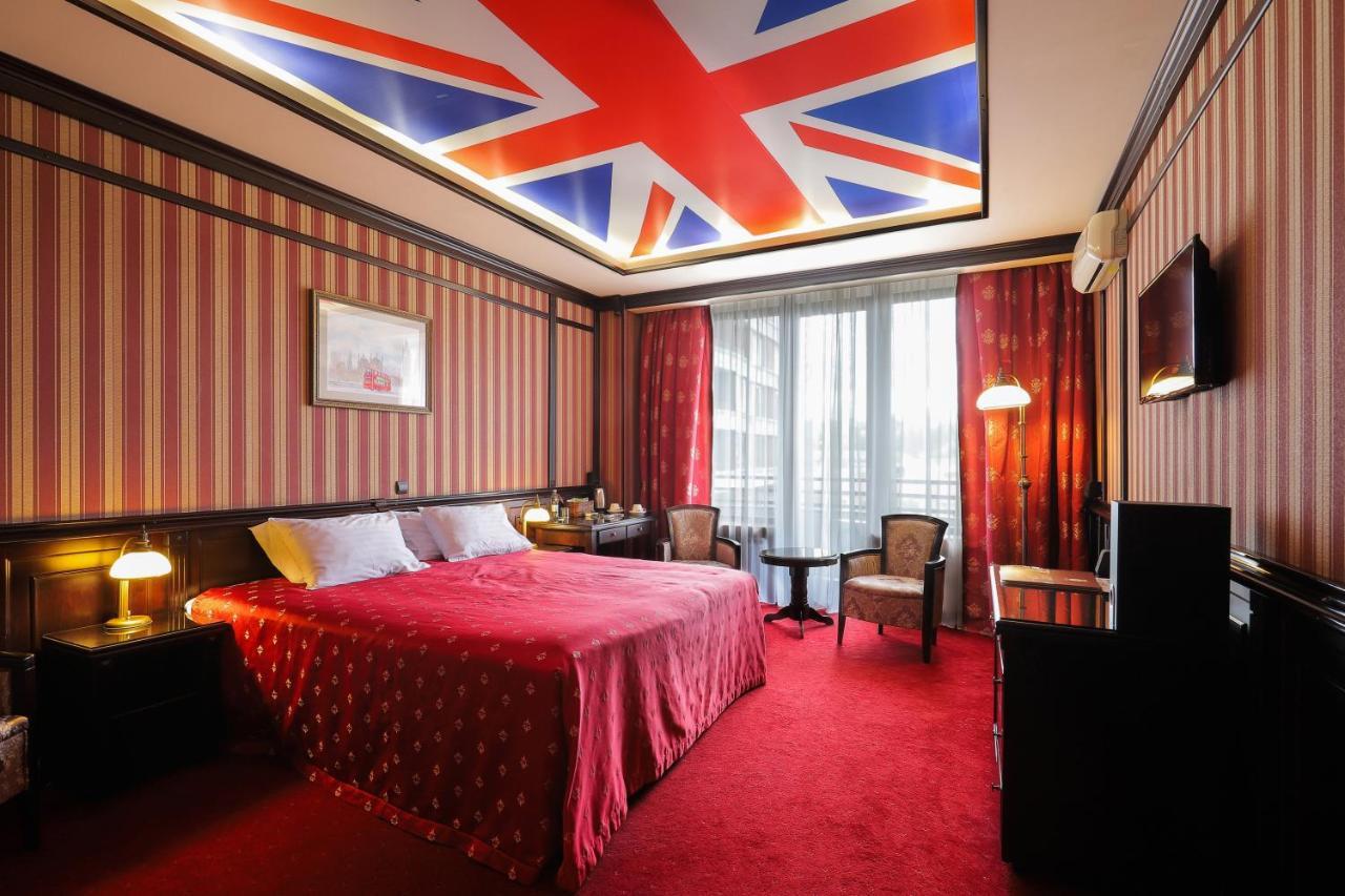 Attache Hotel Kijów Zewnętrze zdjęcie